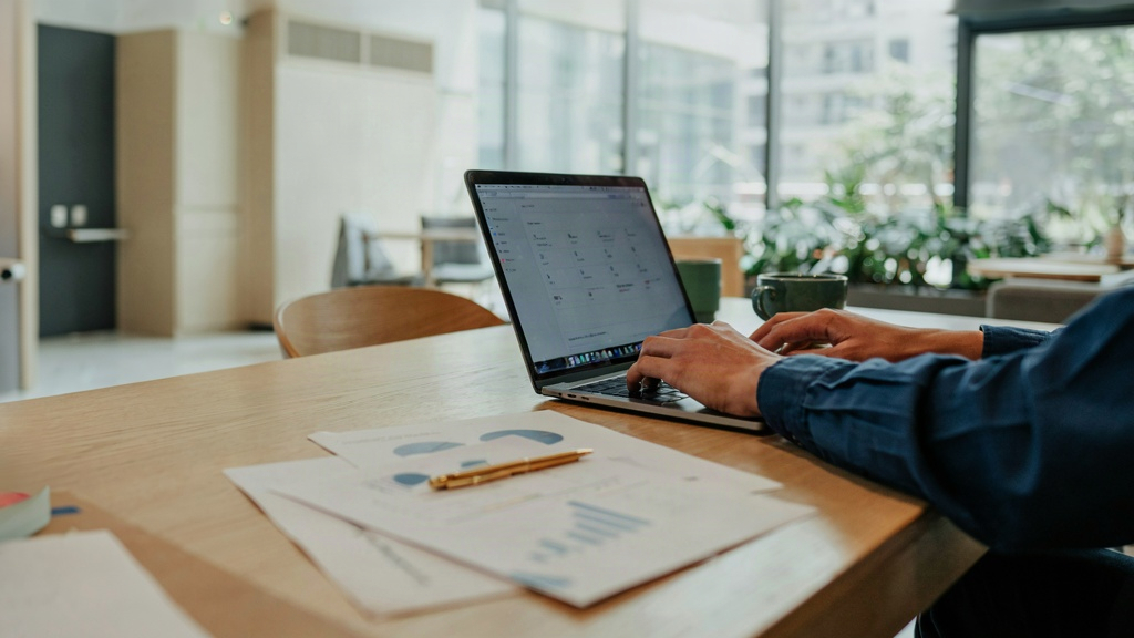 AI Trading Journal: Automate Logging and Trade Review